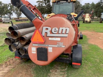 REM 3700 Grain Vac