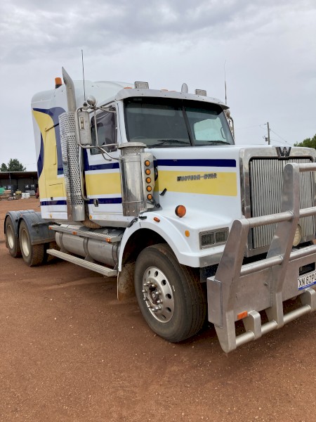 2000 Western Star 