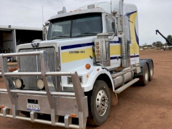 2000 Western Star 