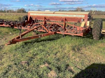 Napier Grasslands Series 420 Trash Seeder