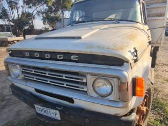 Dodge truck V8 Petrol motor