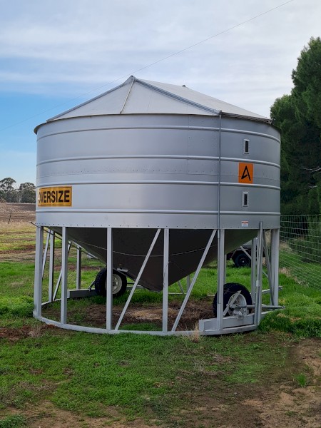 2019 Ahrens 30 Tonne Field Bin