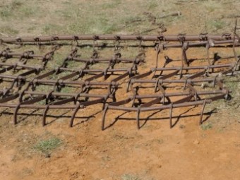 4 bay Harrows with harrow bar