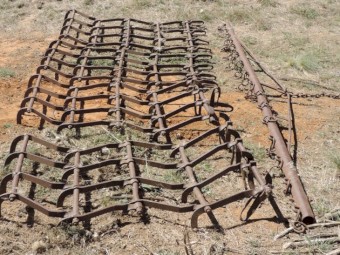 4 bay Harrows with harrow bar