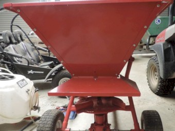 Atv Fertiliser & Seed Spreader .