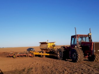 WANTED Gearbox 4800 Massey Ferguson