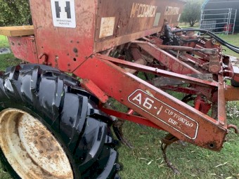 International A61 16 run combime