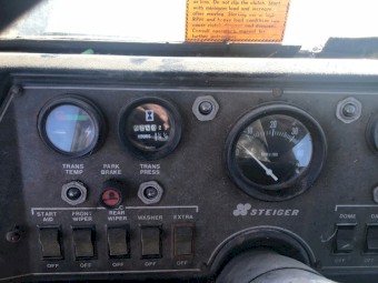 Steiger Bearcat ST 220 Tractor