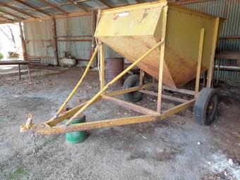 Trailing Feed Out Bin