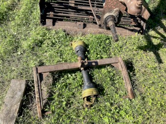 Chicken manure lifter 