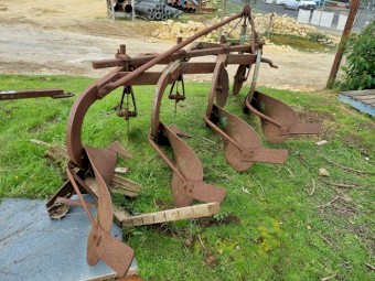 3PL Mouldboard Plough