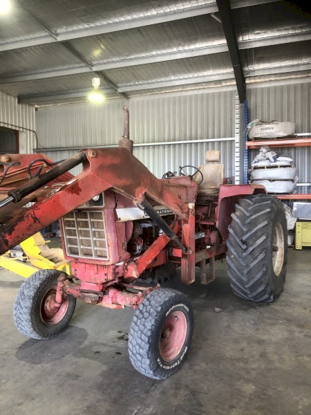 International 766 Tractor