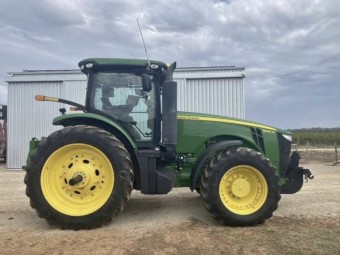 2014 John Deere 8245R