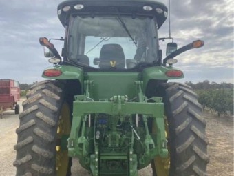 2014 John Deere 8245R