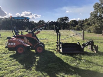 Angry Ant Mini Loader DY620