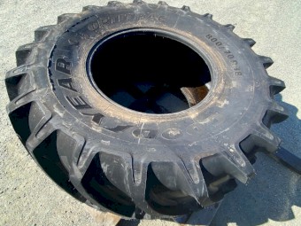 Goodyear 800/70R38 Optimax 