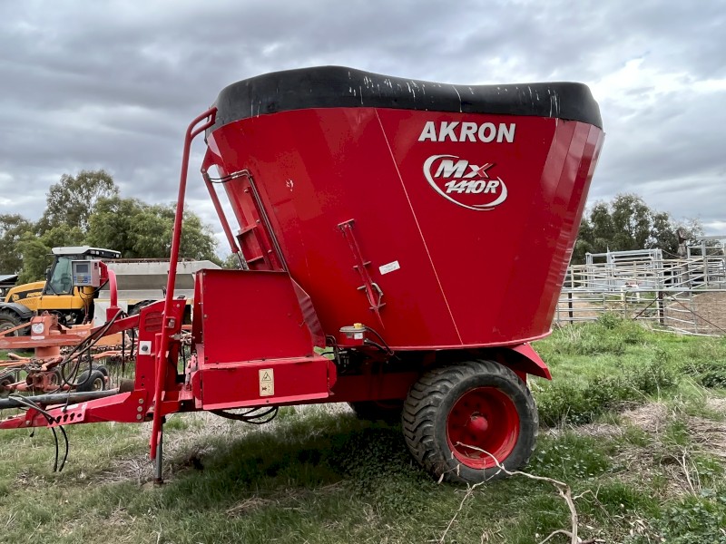 Akron Mixer Wagon