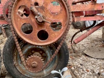 Vintage HV McKay Sunshine Seed & Fertilizer Drill