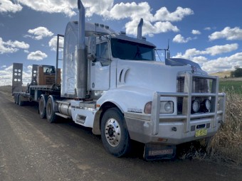 2005 Kenworth T404 Prime Mover