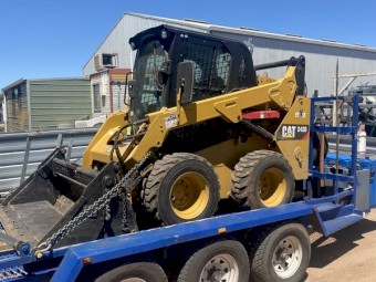 2015 CAT 242D Skid Steer Loader