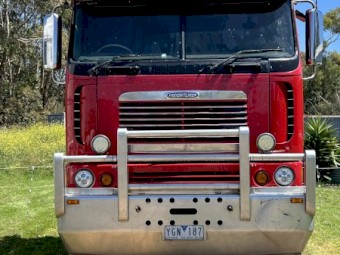 2006 Freightliner Argosy 