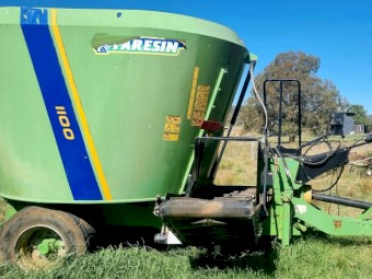 2014 Faresin 1100 Feed Mixer