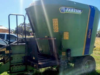 2014 Faresin 1100 Feed Mixer