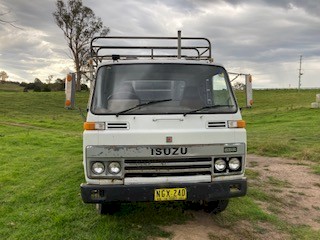 1984 Isuzu Tray Truck