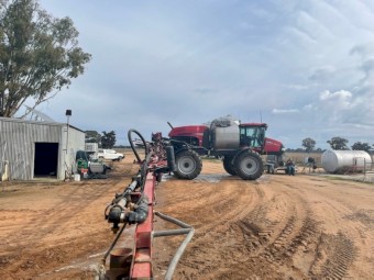 2015 Case IH 4430 PATRIOT Self Propelled Sprayer