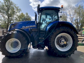 NH T7.290HD Auto Command