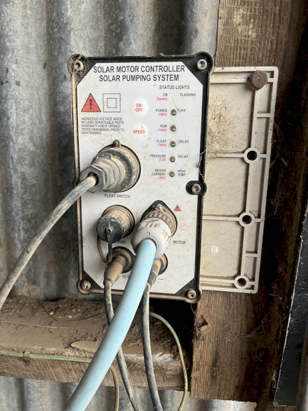 Mono solar pump control panel