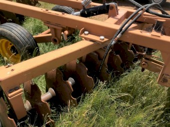 2017 Oz Value Ag 24 Plate X 26 inch Scallopd Discs