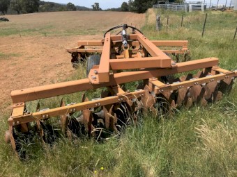 2017 Oz Value Ag 24 Plate X 26 inch Scallopd Discs