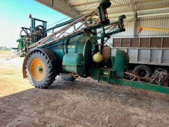 2004 Goldacres 5024 Prairie Boom Spray