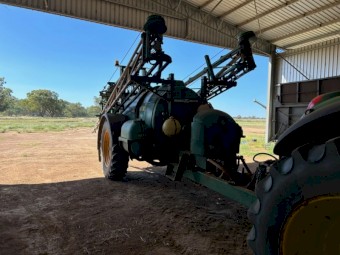 2004 Goldacres 5024 Prairie Boom Spray
