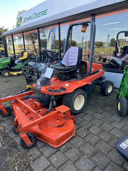 Kubota F2560 front mount deck mower 72