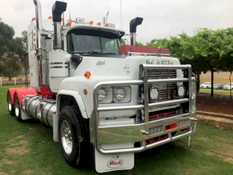 WANTED V8 Mack Value-Liner