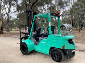 Mitsubishi Fork Lift - 3.5 Ton - Wide Wheel