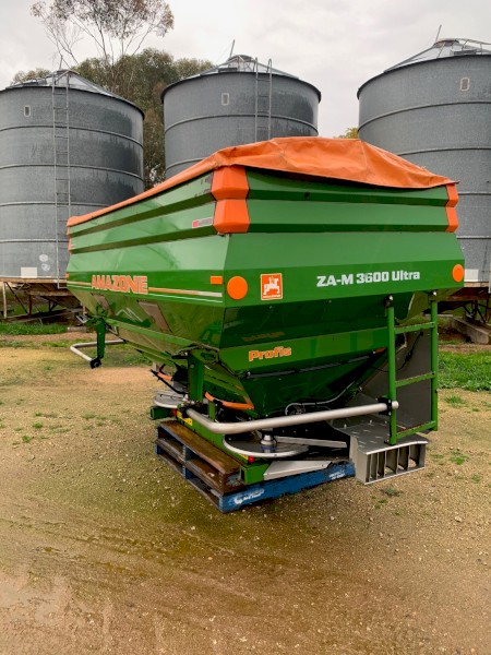 2011 Amazone ZA-M 3600 Linkage Fertiliser Spreader