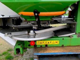 2011 Amazone ZA-M 3600 Linkage Fertiliser Spreader