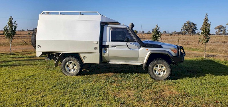 2013 Toyota Land Cruiser GXL Single Cab Ute