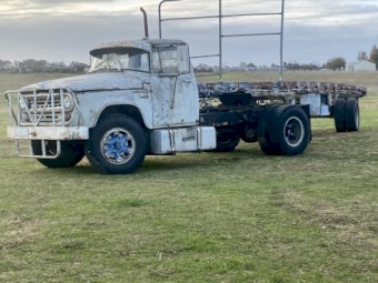 1970 International Acco C1800 Prime Mover