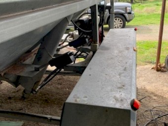 PATON FEED OUT TRAILER: 3.0 TONNE, FEEDKING. AS NEW!!!!