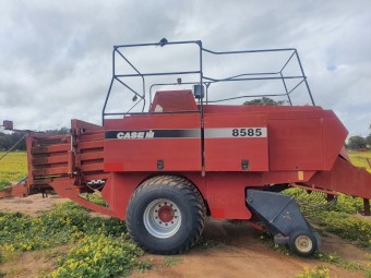 Case 8585 4x3 large square baler