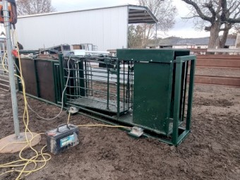 3 way auto drafter.  Air operated 