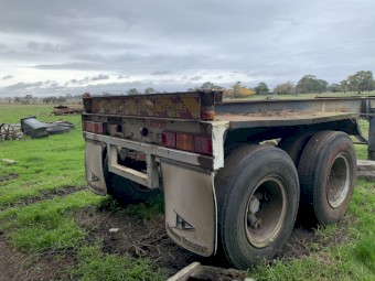 Skel trailer 20 foot