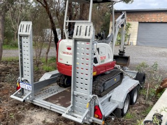 Trailer 3500 kg machinery Brian James Cargo 2