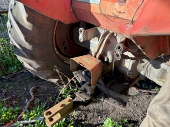 Massey Ferguson 1100 Tractor