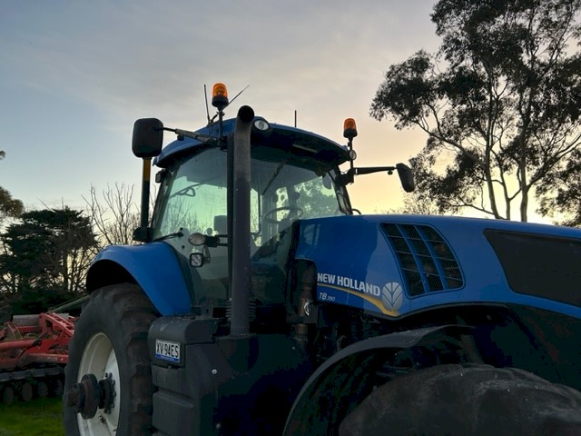 2012 New Holland T8.390 Tractor