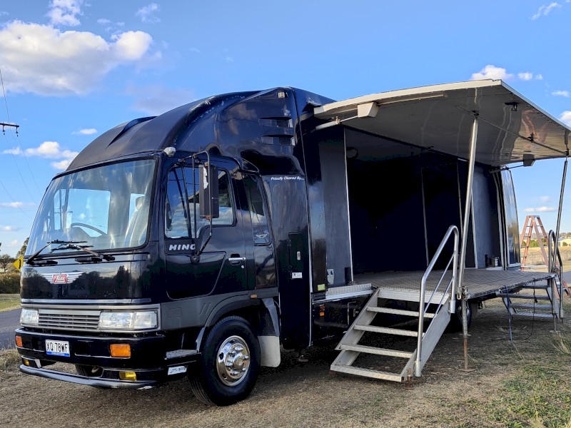 Hino FD superhawk 550 ex military truck